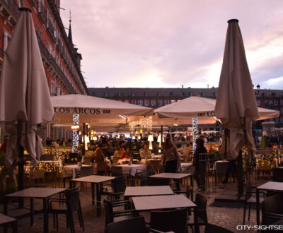 Plaza Mayor, Madrid, Sehenswürdigkeiten